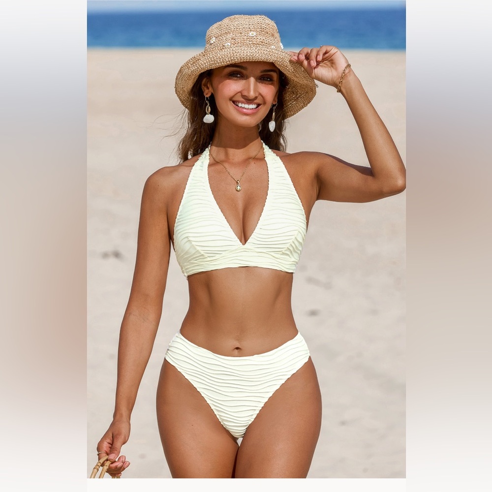 Plunging halter neck bikini top and cheeky bottoms